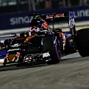 Daniil Kvyat (RUS) Scuderia Toro Rosso STR11 at Formula One World Championship, Rd15, Singapore Grand Prix, Qualifying, Marina Bay Street Circuit, Singapore, Saturday 17 September 2016. &copy; Sutton Images