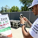 Lewis Hamilton (GBR) Mercedes AMG F1 and fans at Formula One World Championship, Rd8, Azerbaijan Grand Prix, Qualifying, Baku City Circuit, Baku, Azerbaijan, Saturday 24 June 2017. © Sutton Images