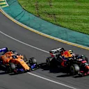 Max Verstappen (NED) Red Bull Racing RB14 and Fernando Alonso (ESP) McLaren MCL33 at Formula One World Championship, Rd1, Australian Grand Prix, Race, Melbourne, Australia, Sunday 25 March 2018. © Jerry Andre/Sutton Images