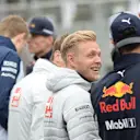 Kevin Magnussen (DEN) Haas F1 and Daniel Ricciardo (AUS) Red Bull Racing on the drivers parade at Formula One World Championship, Rd4, Azerbaijan Grand Prix, Race, Baku City Circuit, Baku, Azerbaijan, Sunday 29 April 2018. © Simon Galloway/Sutton Images