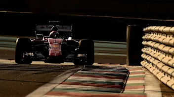 ABU DHABI 2017 TYRE TEST