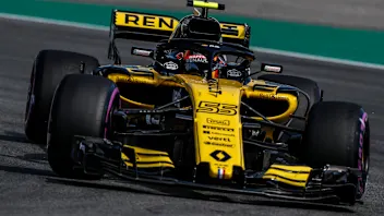 www.sutton-images.com

Carlos Sainz jr (ESP) Renault Sport F1 Team RS18 at Formula One World