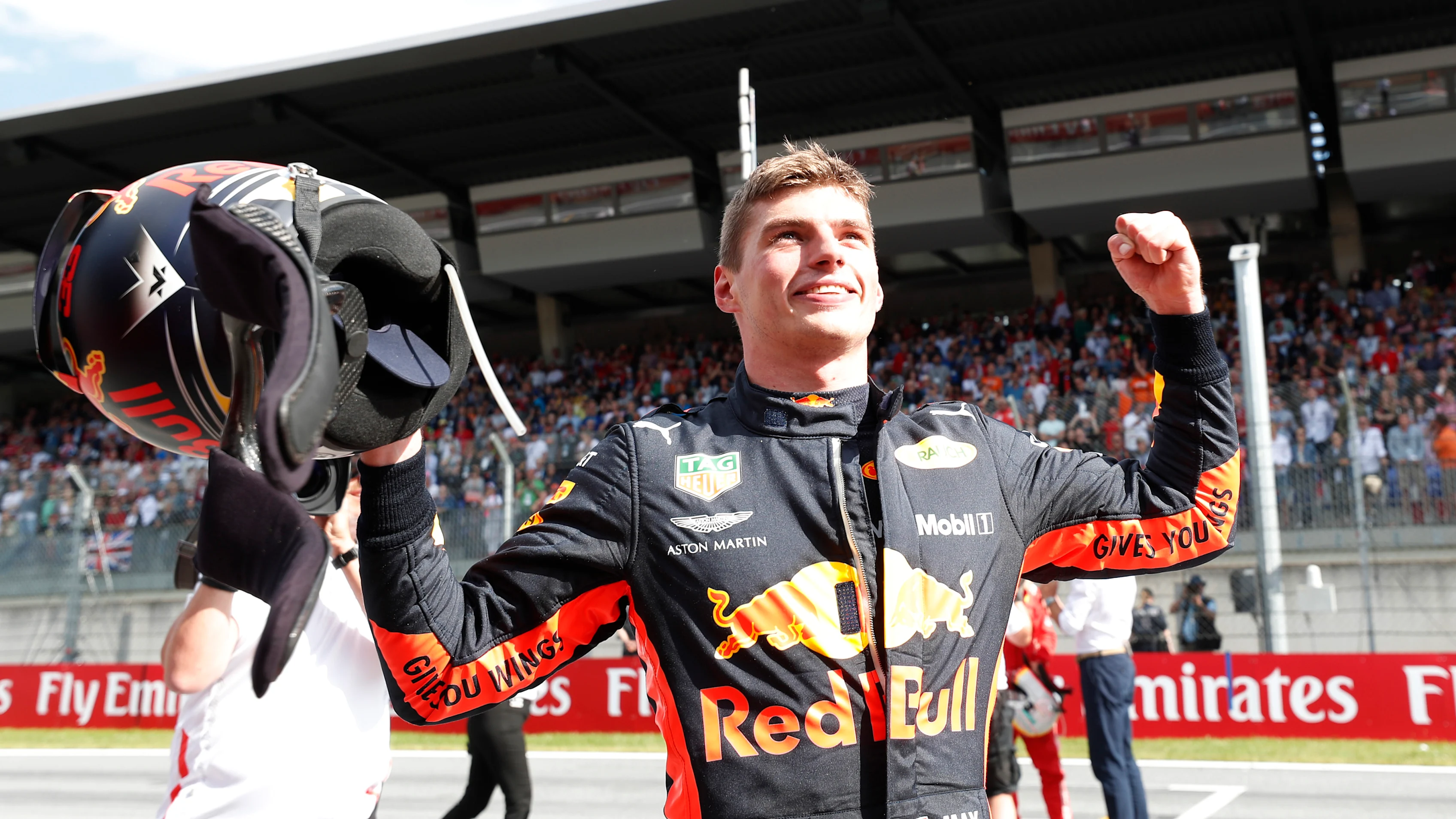 www.sutton-images.com
Race winner Max Verstappen (NED) Red Bull Racing celebrates in parc ferme at