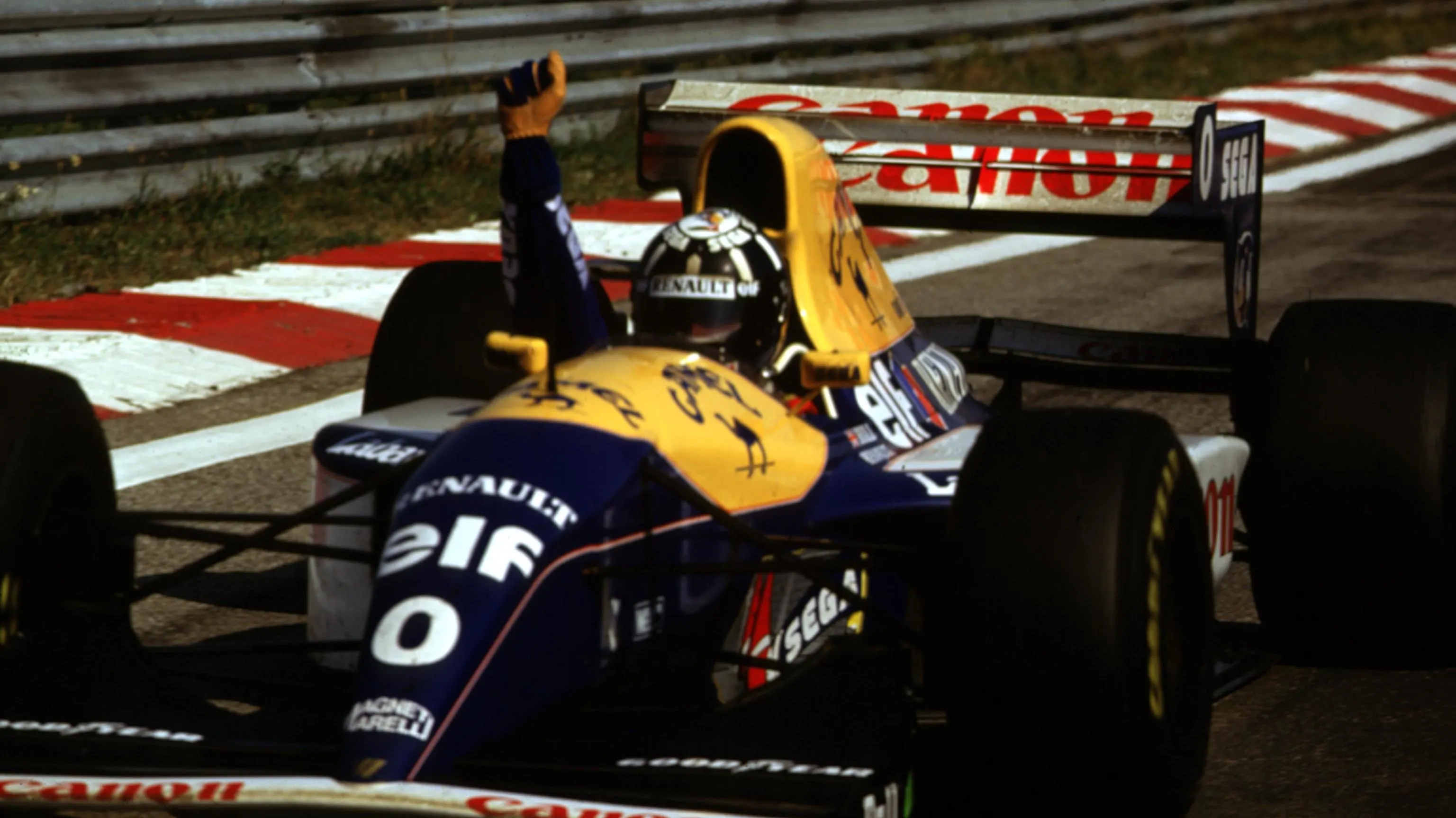 Damon Hill, Williams Renault, Winner
Hungarian Grand Prix, Hungaroring, 1993
World © LAT