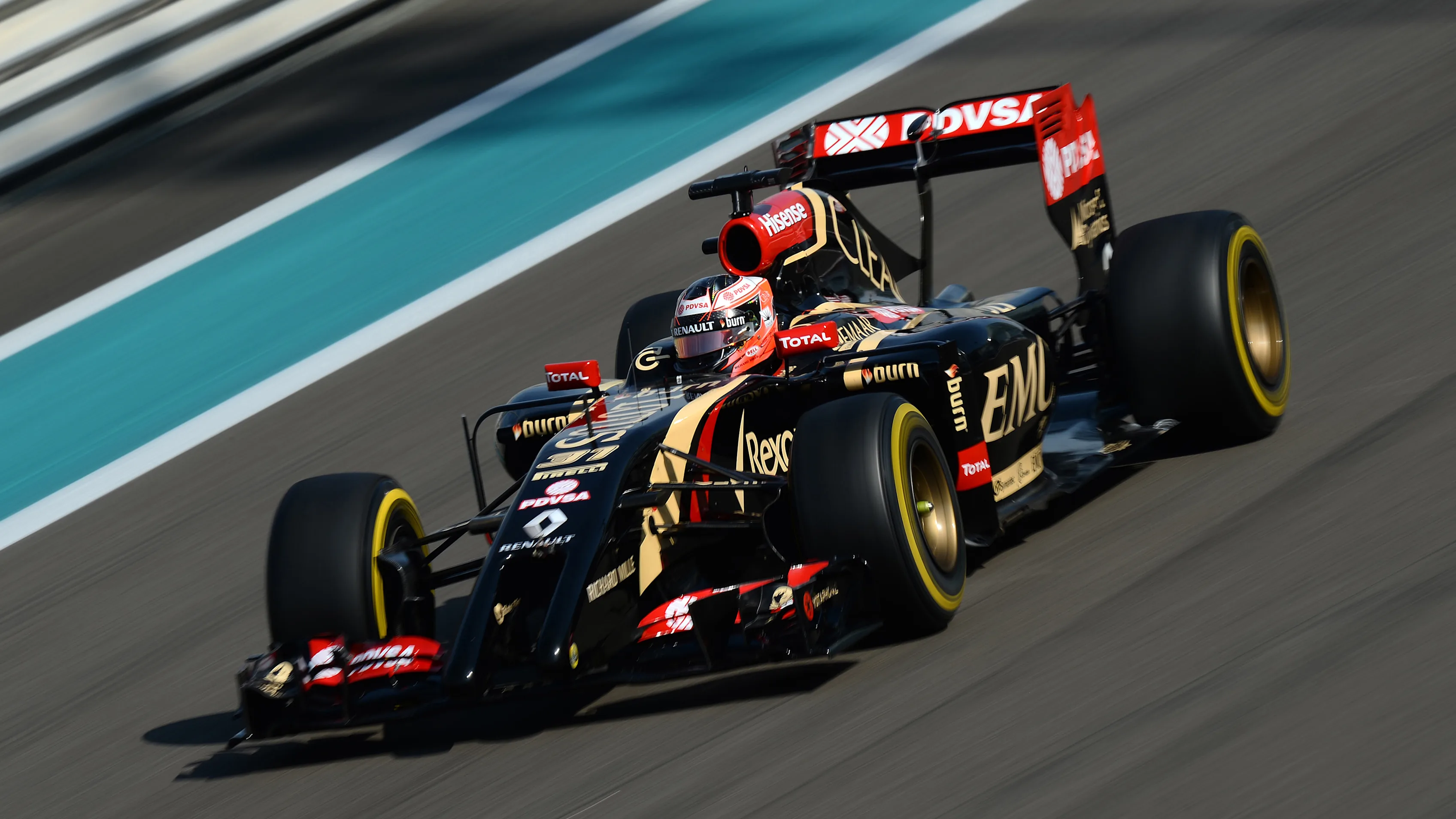www.sutton-images.com
Esteban Ocon (FRA) Lotus E22.
Formula One World Championship, Rd19, Abu