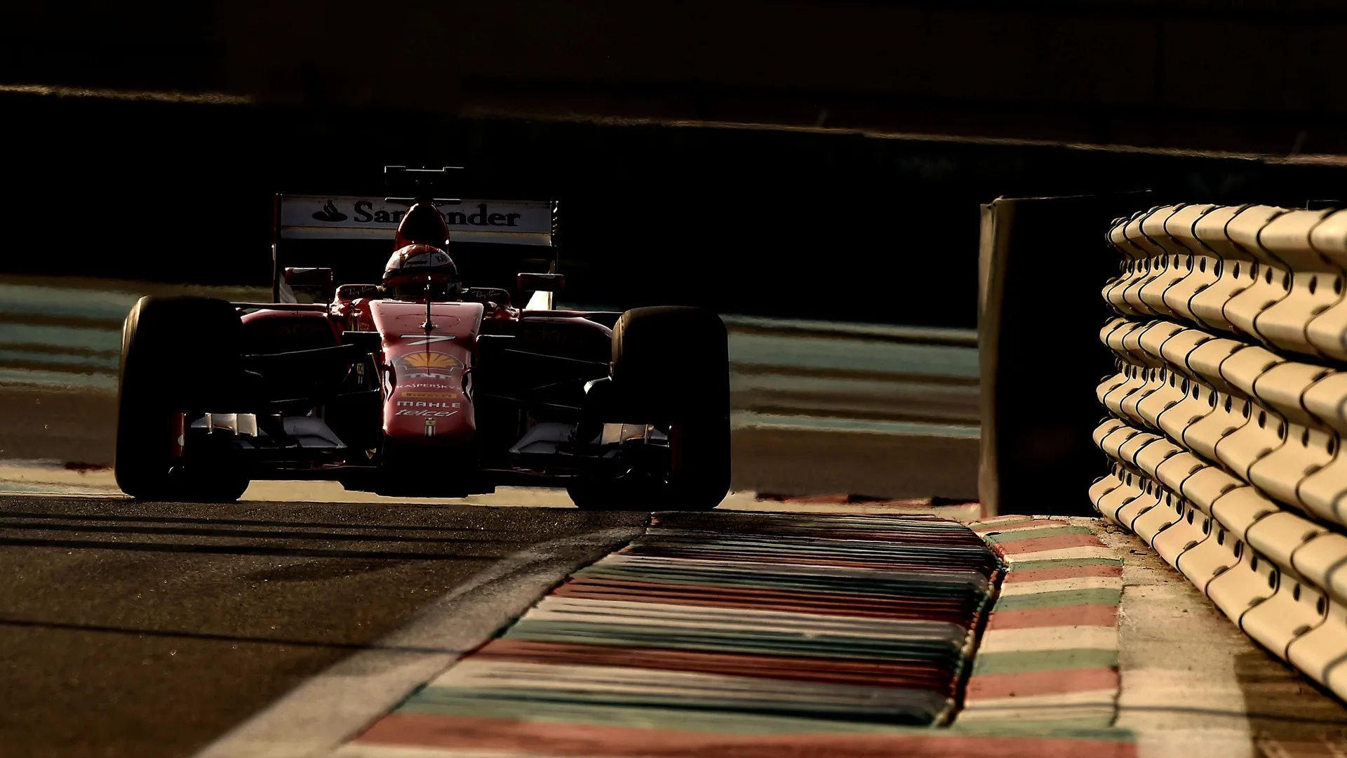 ABU DHABI 2017 TYRE TEST