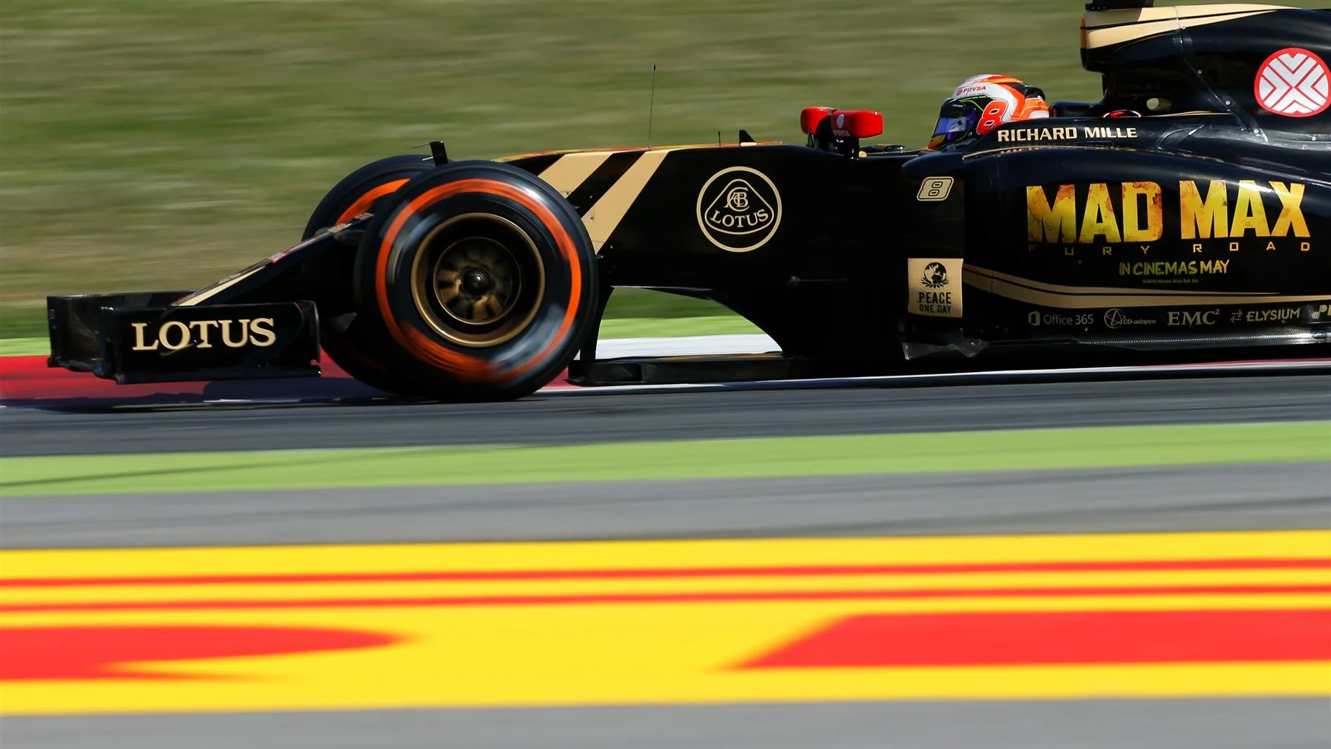 Romain Grosjean (FRA) Lotus E23 Hybrid at Formula One World Championship, Rd5, Spanish Grand Prix Qualifying, Barcelona, Spain, Saturday 9 May 2015. &copy; Sutton Motorsport Images