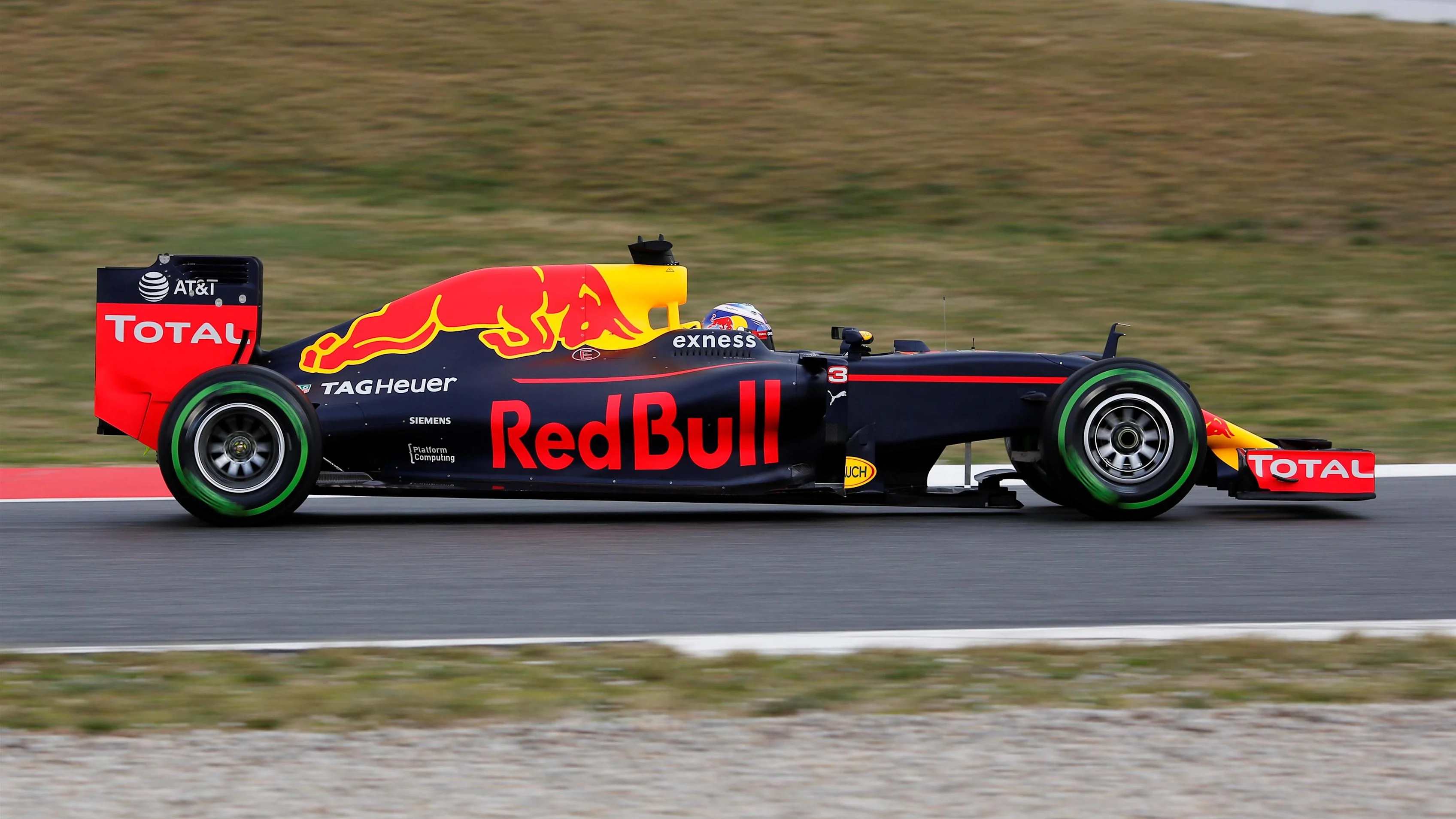 Daniel Ricciardo (AUS) Red Bull Racing RB12 at Formula One Testing, Day One, Barcelona, Spain, Monday 22 February 2016. &copy; Sutton Motorsport Images