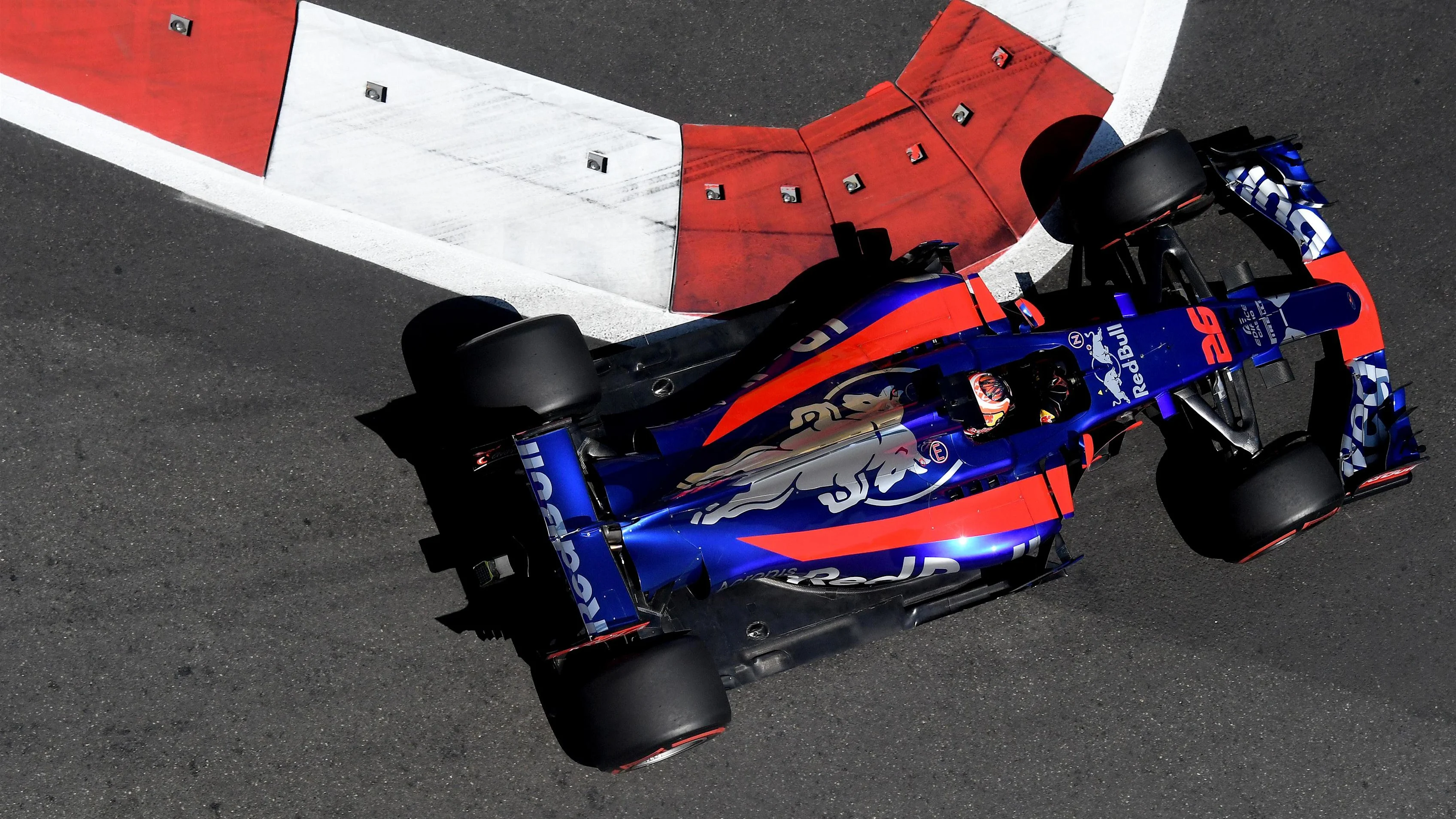 Daniil Kvyat (RUS) Scuderia Toro Rosso STR12 at Formula One World Championship, Rd8, Azerbaijan Grand Prix, Qualifying, Baku City Circuit, Baku, Azerbaijan, Saturday 24 June 2017. © Sutton Images