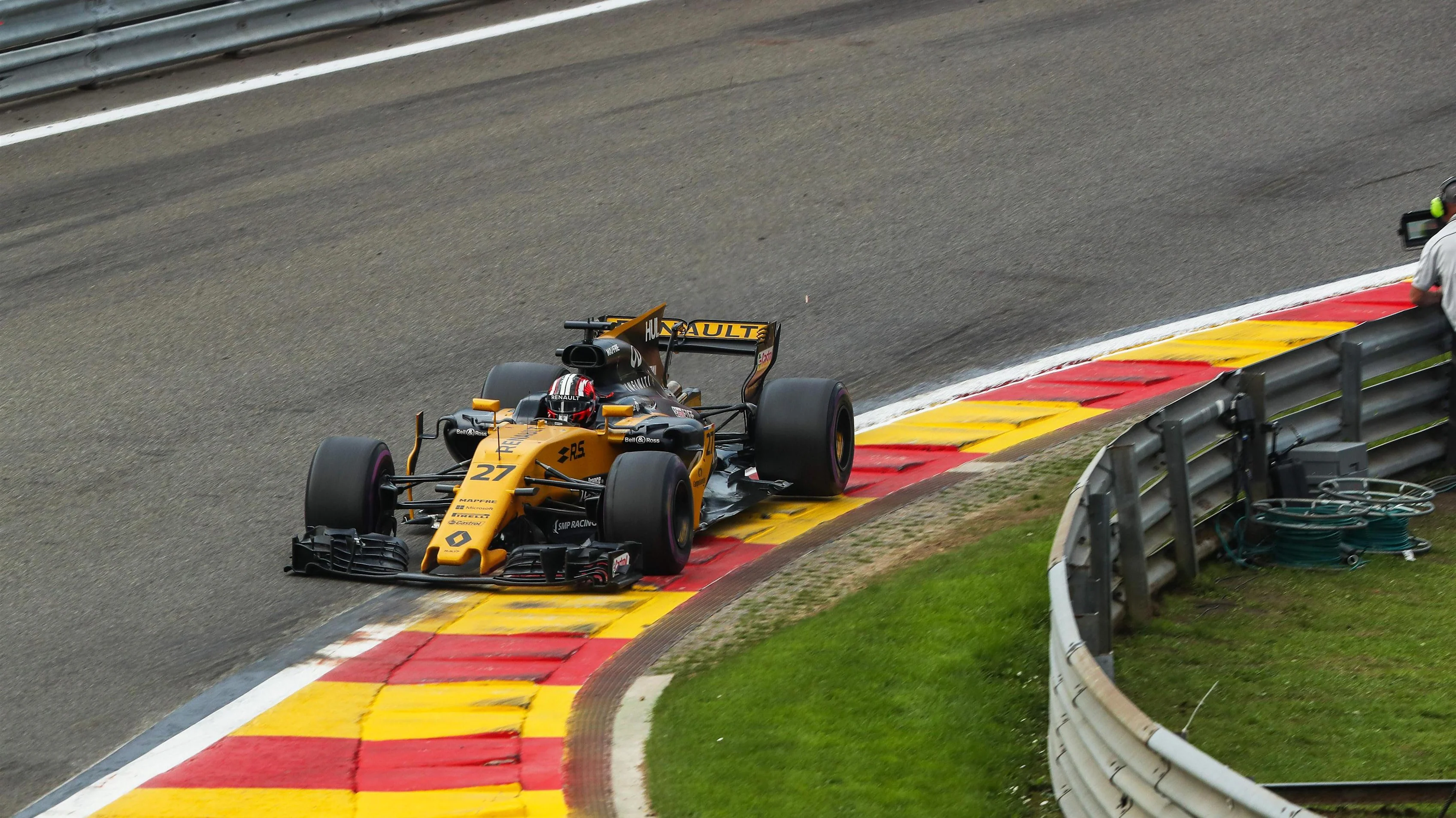 Nico Hulkenberg (GER) Renault Sport F1 Team RS17 at Formula One World Championship, Rd12, Belgian Grand Prix, Race, Spa Francorchamps, Belgium, Sunday 27 August 2017. © Sutton Images