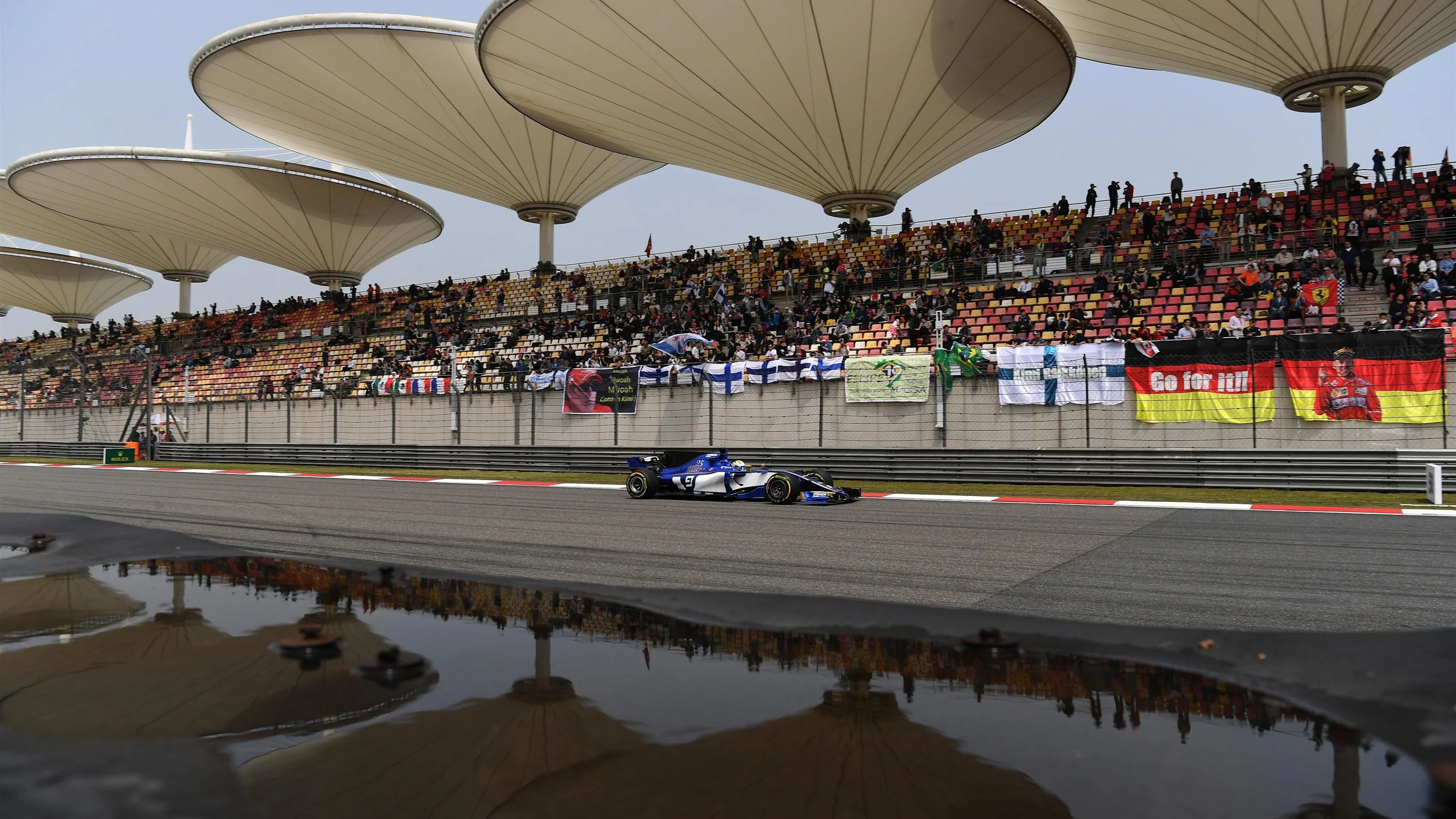 Marcus Ericsson (SWE) Sauber C36 at Formula One World Championship, Rd2, Chinese Grand Prix, Qualifying, Shanghai, China, Saturday 8 April 2017. © Sutton Motorsport Images