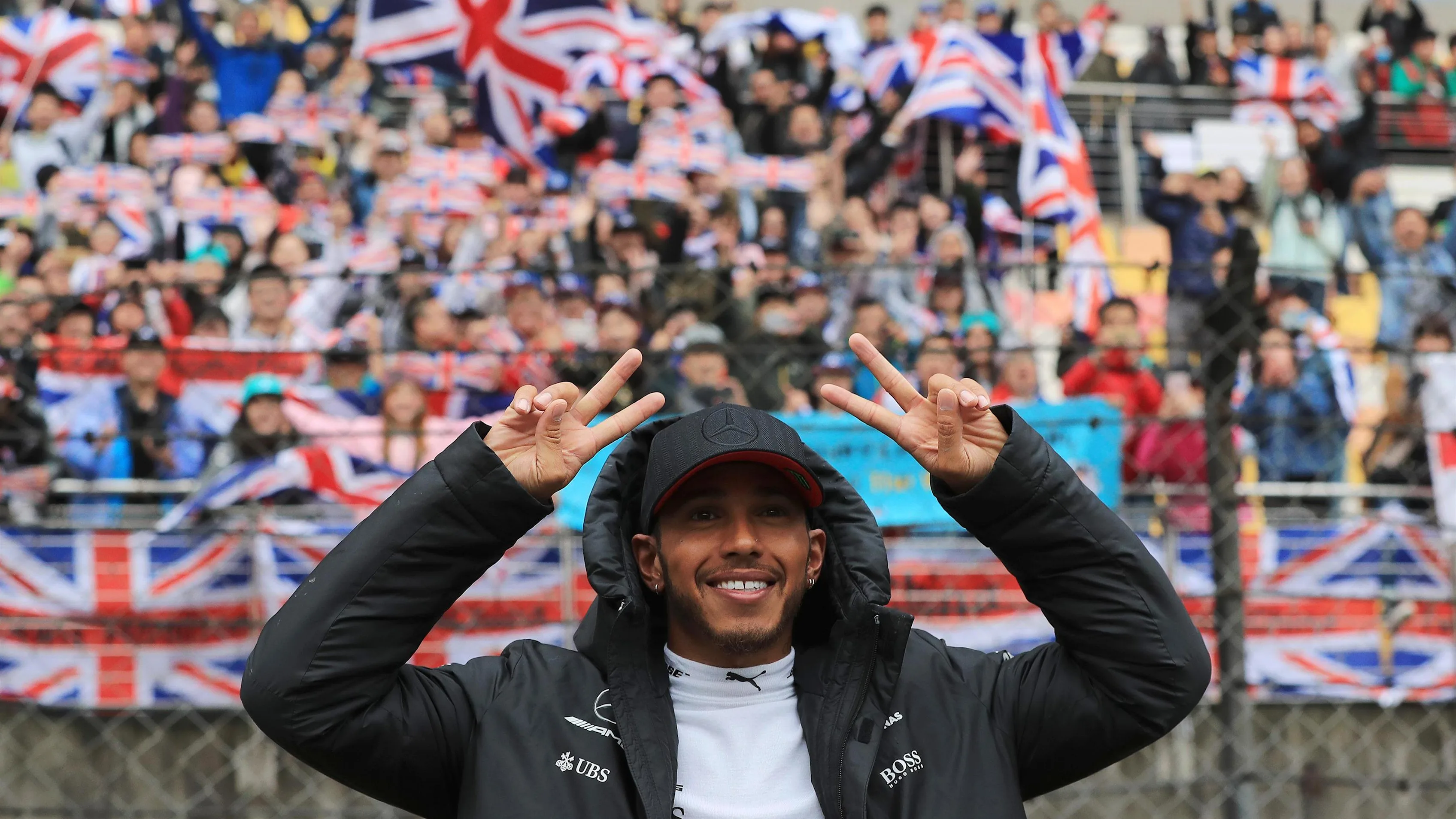 Race winner Lewis Hamilton (GBR) Mercedes AMG F1 celebrates at Formula One World Championship, Rd2, Chinese Grand Prix, Race, Shanghai, China, Sunday 9 April 2017. © Sutton Motorsport Images