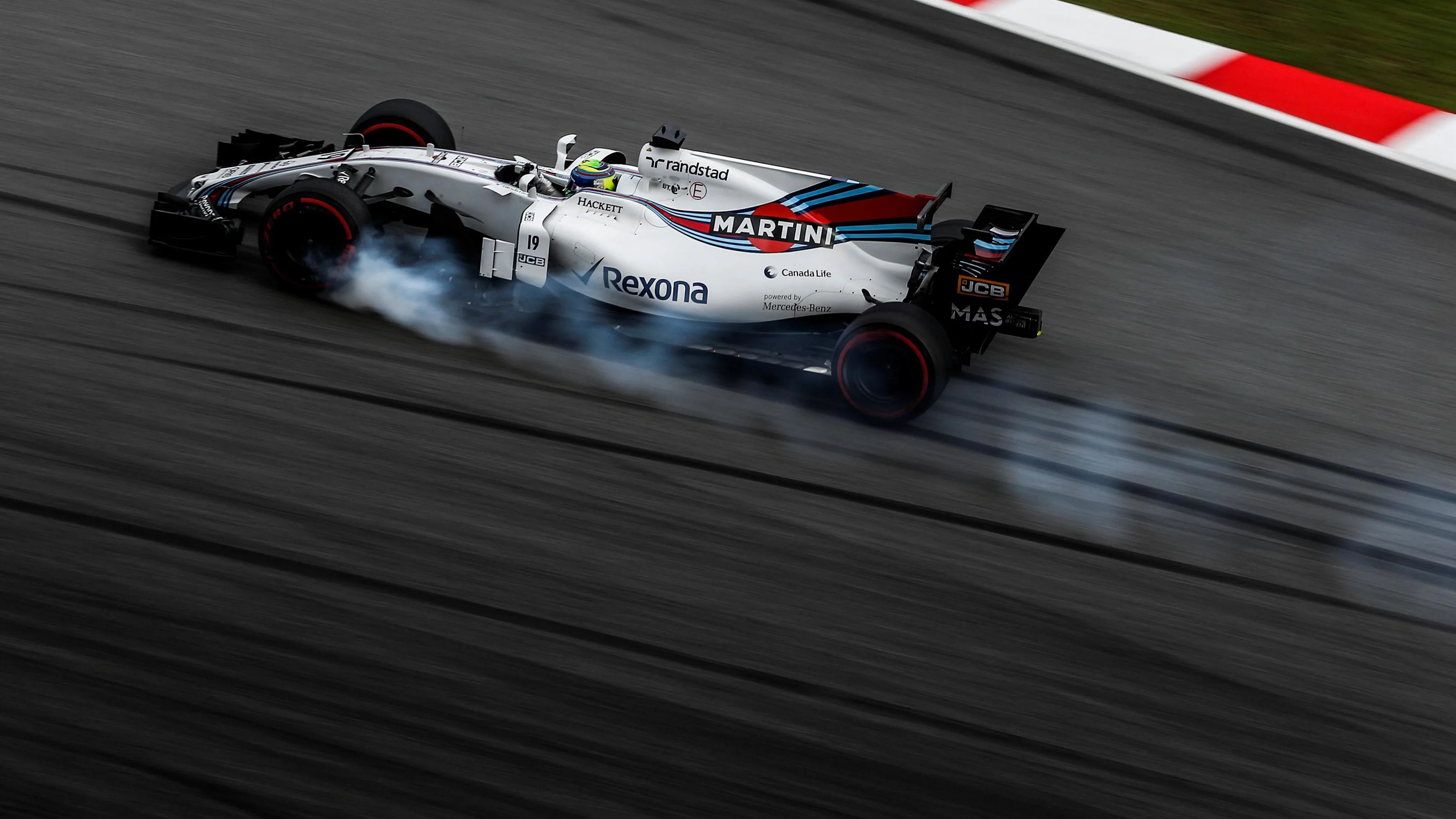 Felipe Massa (BRA) Williams FW40 locks up at Formula One World Championship, Rd15, Malaysian Grand Prix, Practice, Sepang, Malaysia, Friday 29 September 2017. © Manuel Goria/Sutton Images