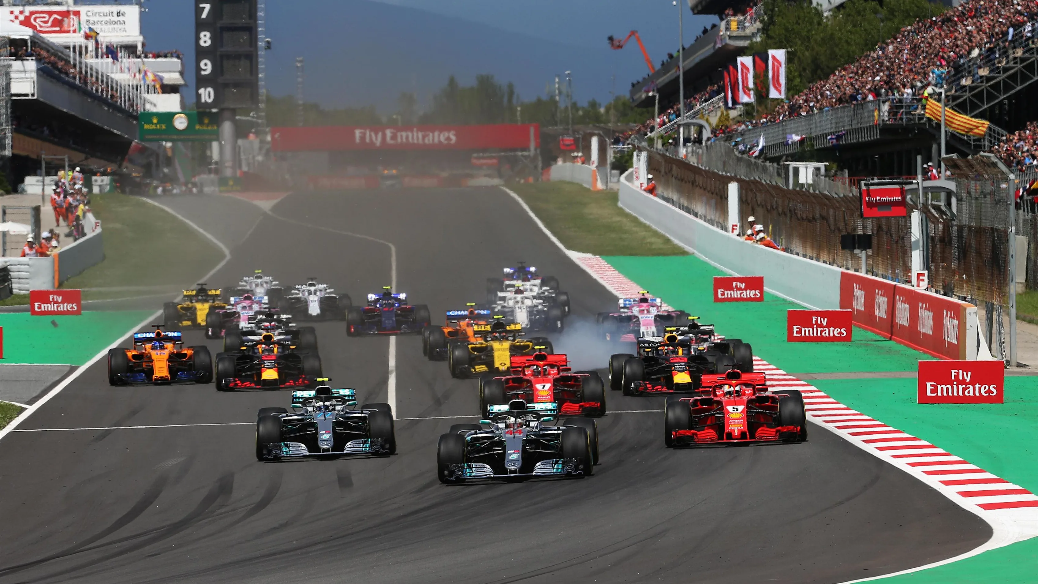 Lewis Hamilton (GBR) Mercedes-AMG F1 W09 EQ Power+ leads at the start of the race at Formula One